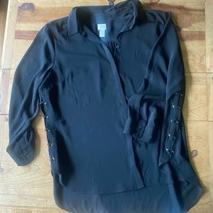 Chico’s Long Sleeve Eyelet Lace-up side shirt Sz 3